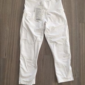 Lululemon 21” train times crop leggings